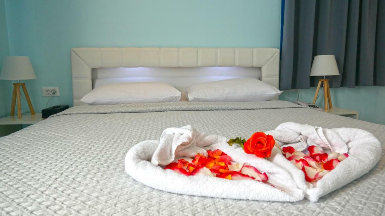 Hotel Nautilus Dome Fira  Esterno foto